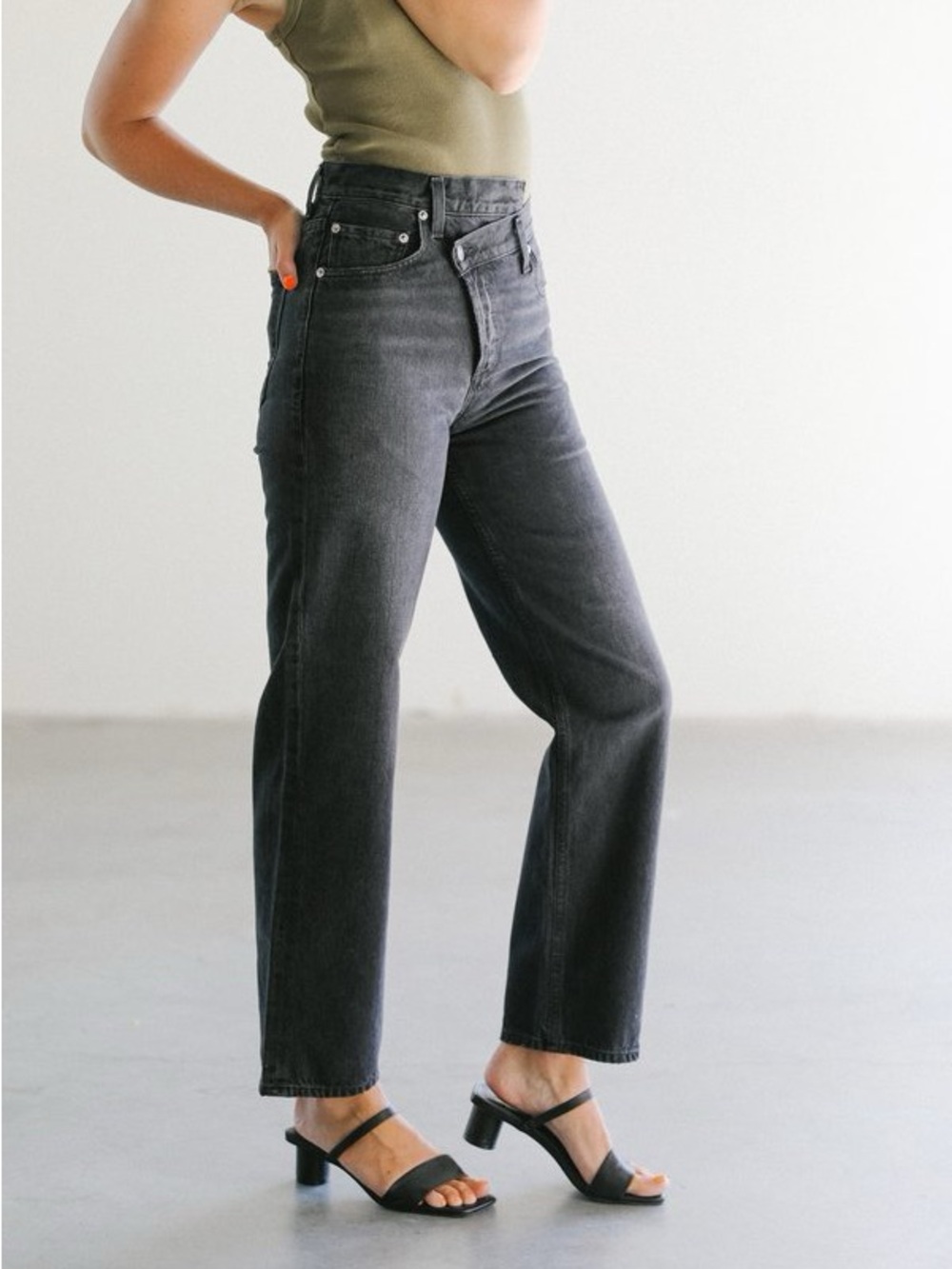 AGOLDE Criss Cross Jean - Savage - Picture 6 of 11